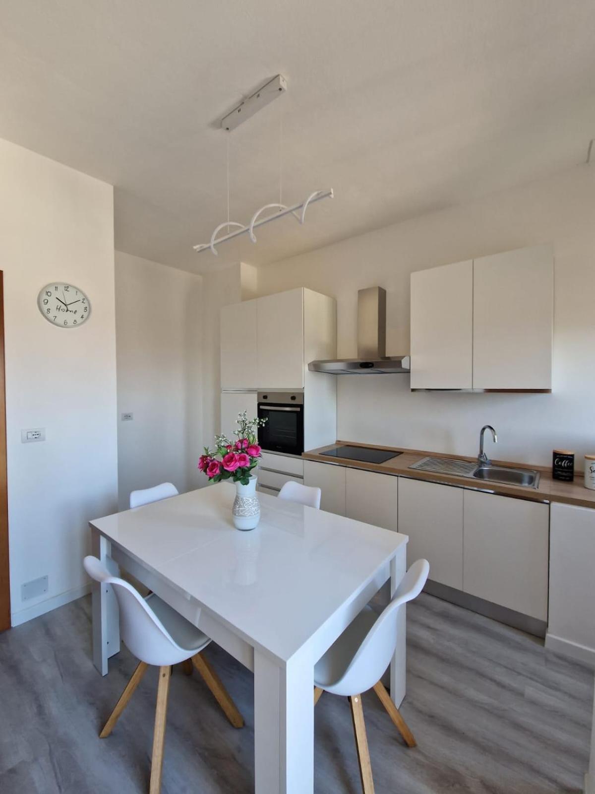 Ferienwohnung Residenza Luigio Verbania Exterior foto